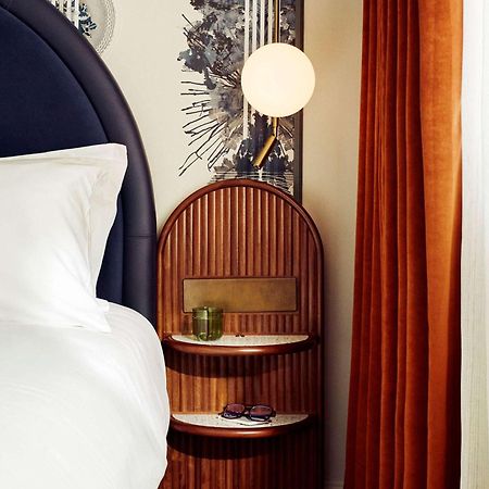 Hyde London City Экстерьер фото